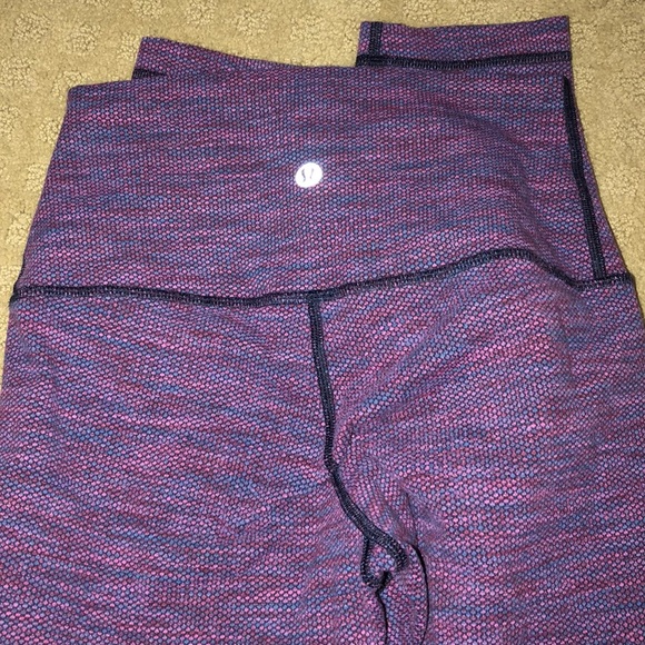 LULU SIZE 4 - Picture 2 of 2